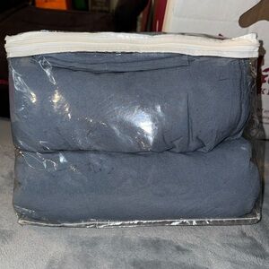 #36 4 piece Full set with two pillowcases, one fitted sheet one sheet